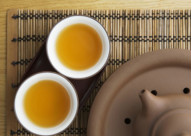 JW146_350A_Oolong_Tea.jpg