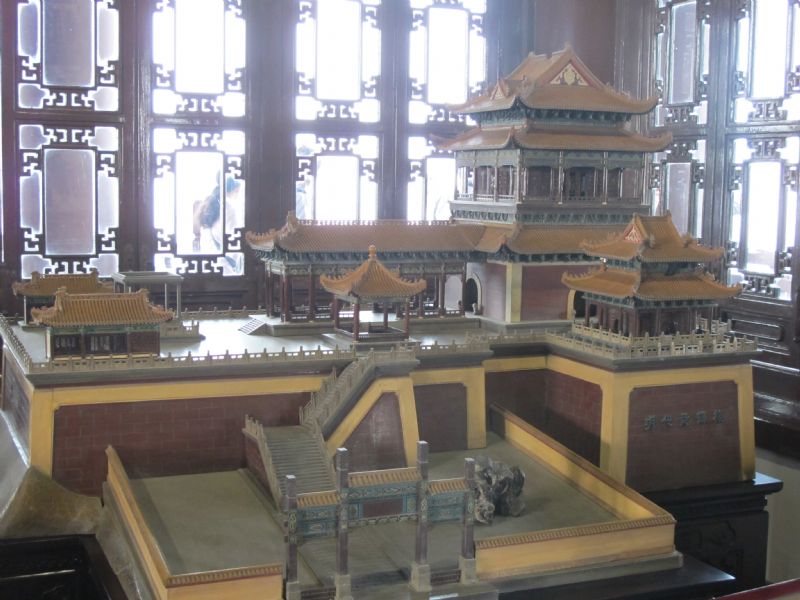 6_12_700502.jpg