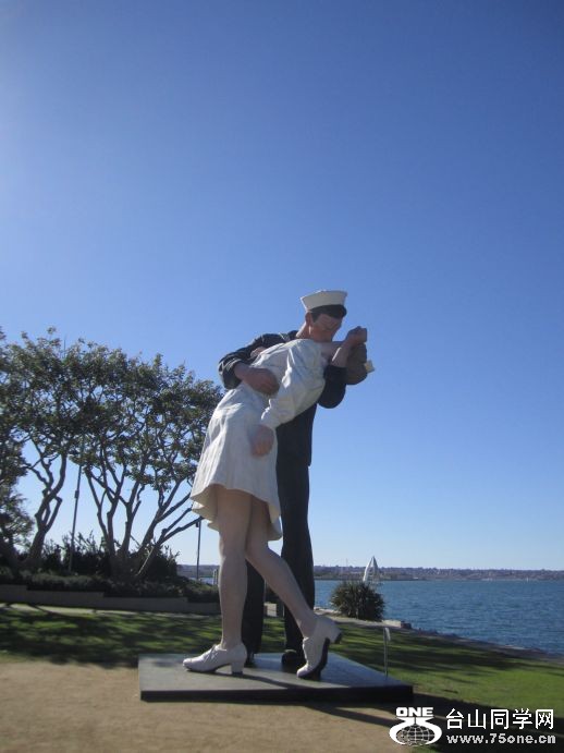 2011-----SF 705.jpg