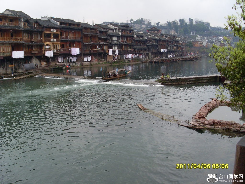 SL372565.JPG