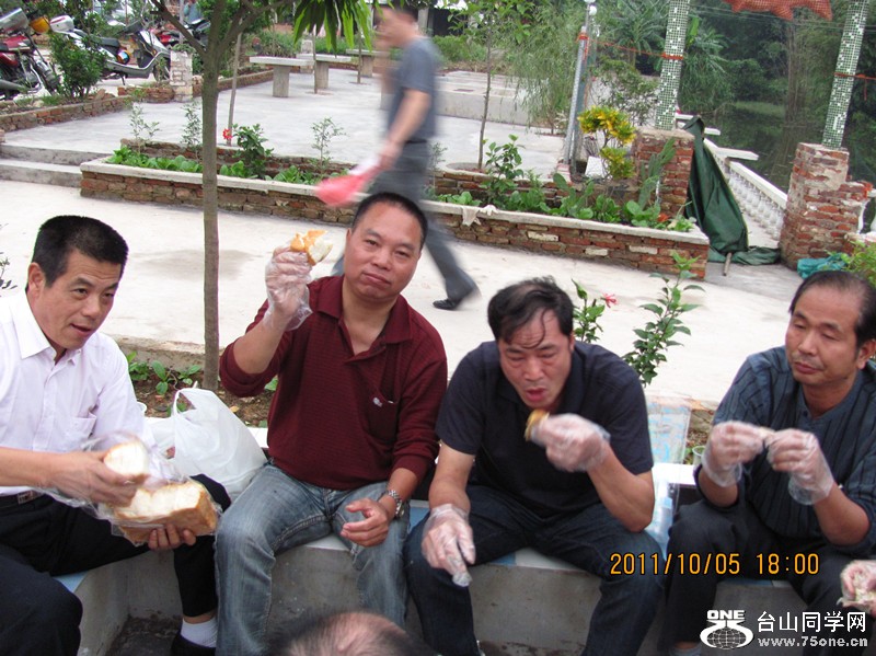 Ƭ109 086_.jpg