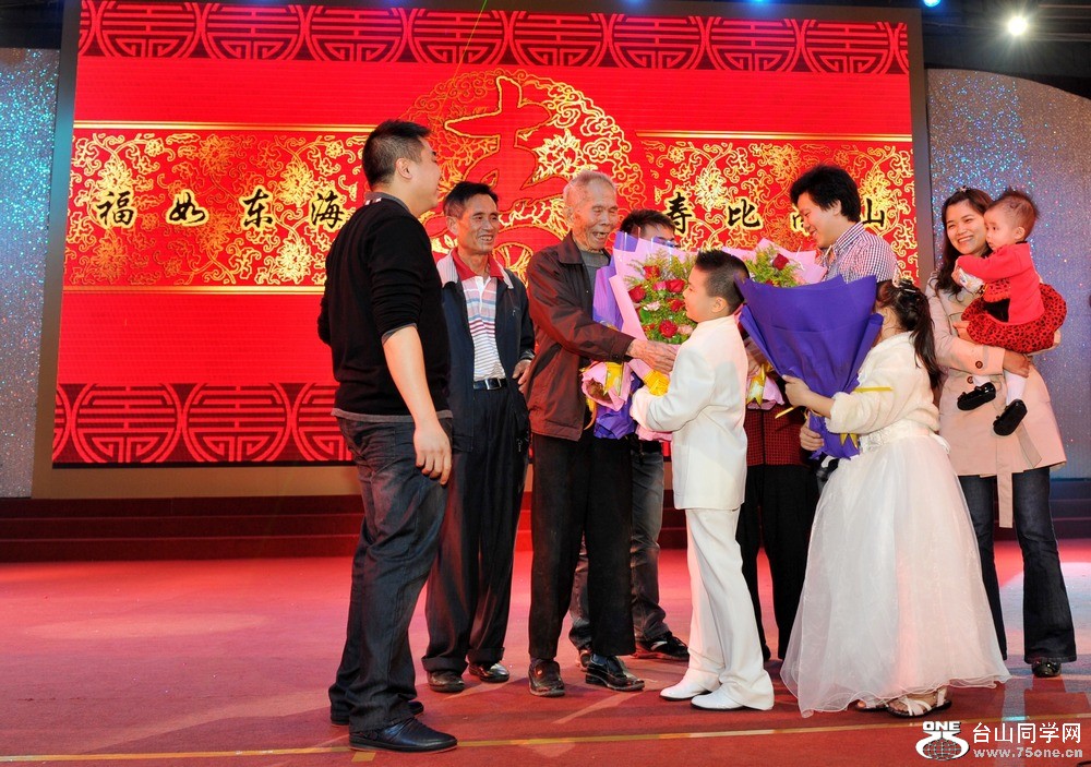 Ƭ 0581.jpg