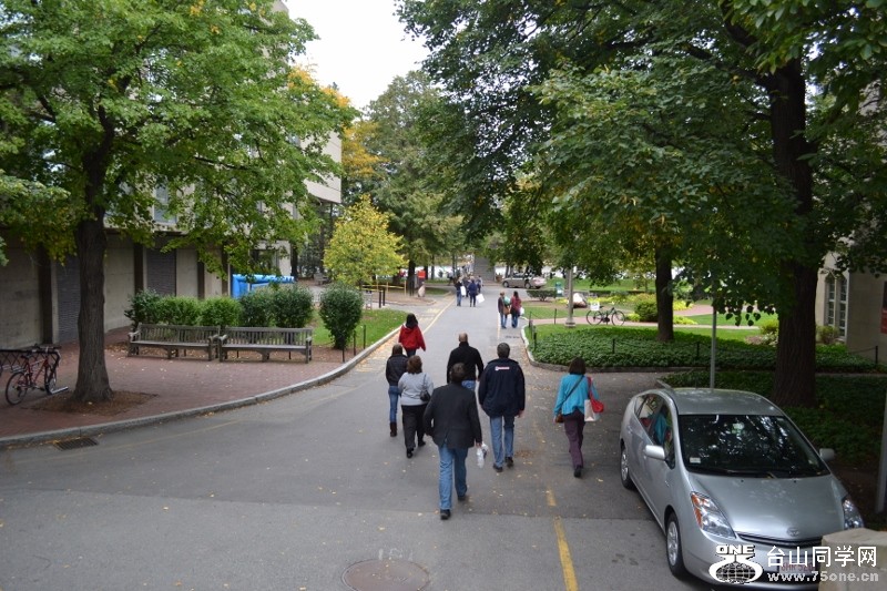 BU 2011-10-22 063 (800x533).jpg