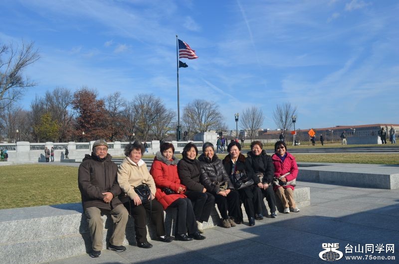 2011-12-10DC 318.jpg