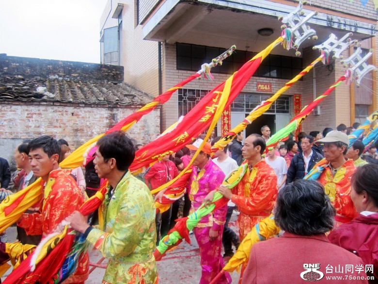 2012225 275_conew1.jpg
