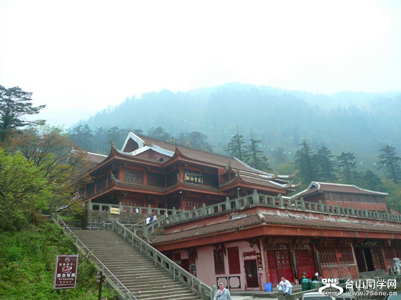 p1010162_.jpg
