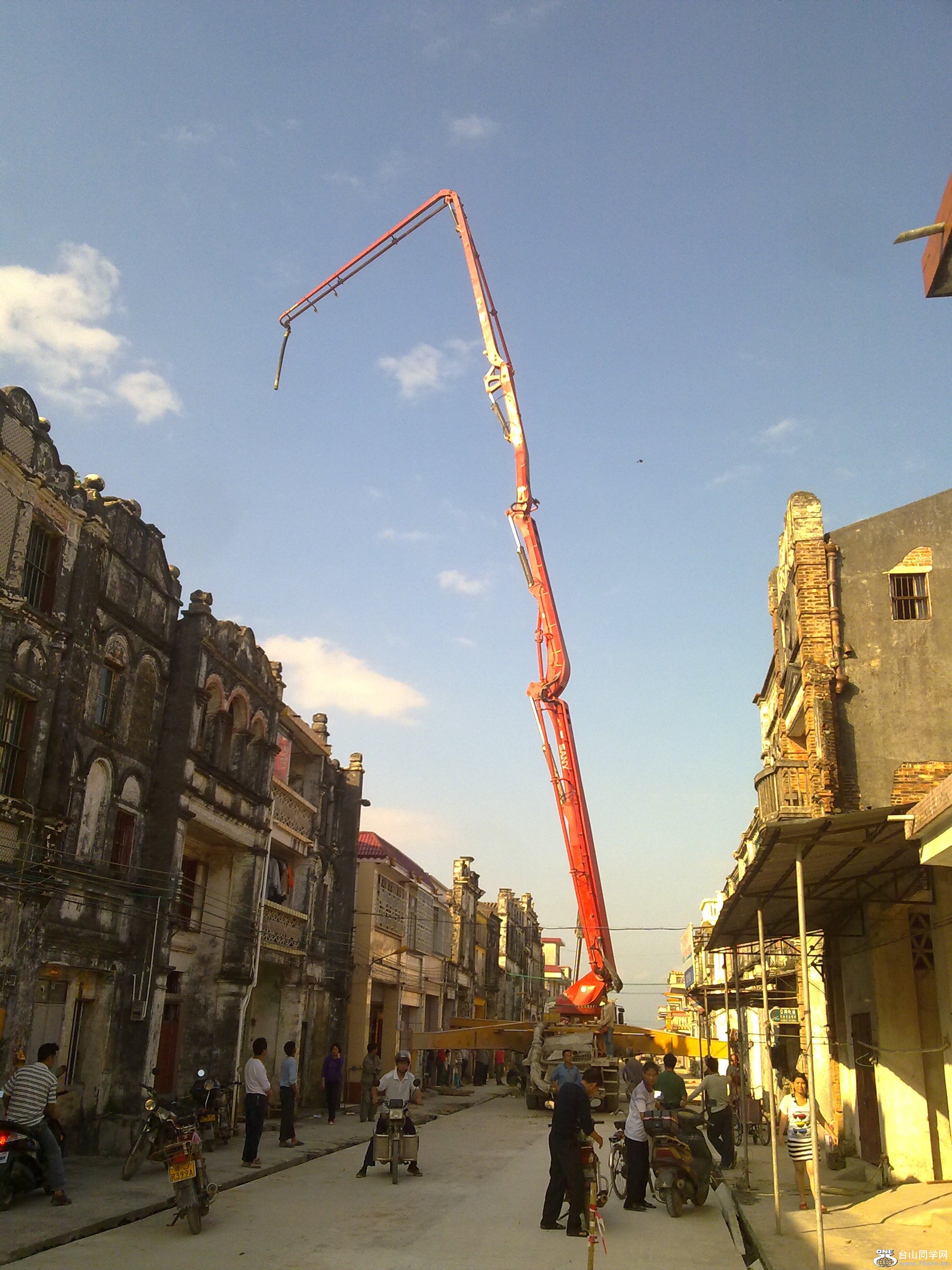 201204102773.jpg