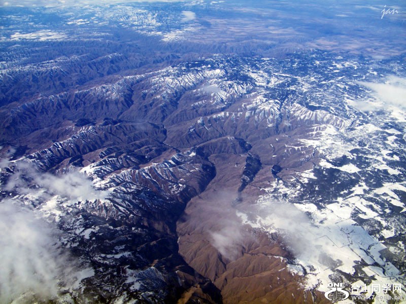 Ƭ-1-033=.jpg