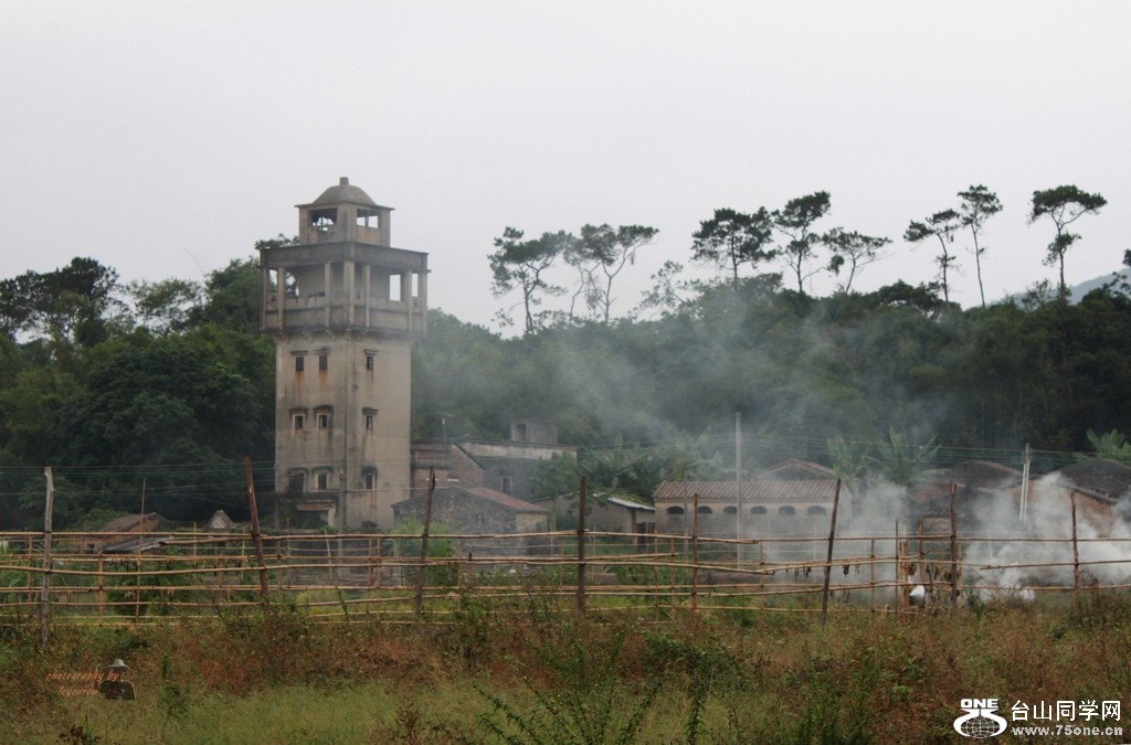 Ƭ 1056.jpg