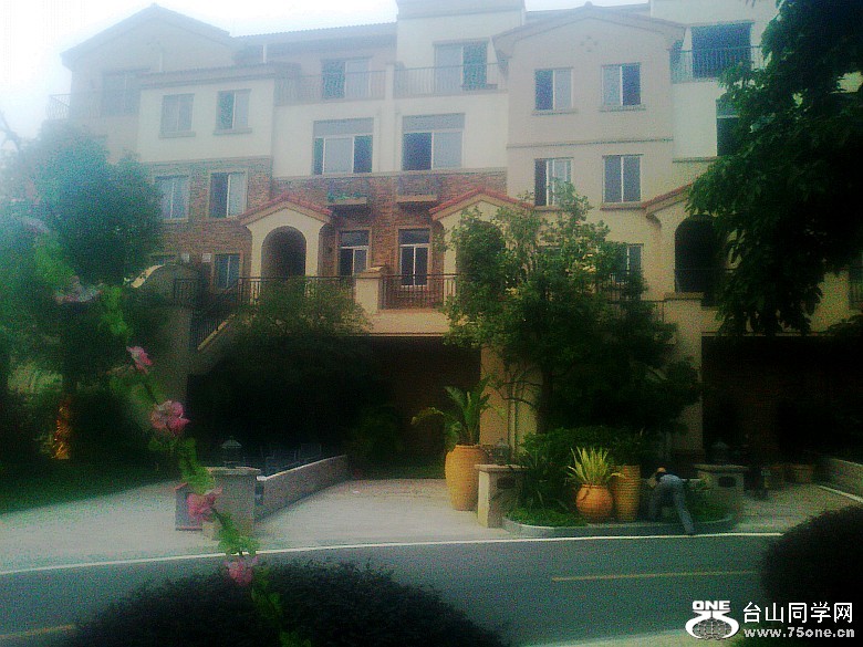 Ƭ0462_conew2.jpg