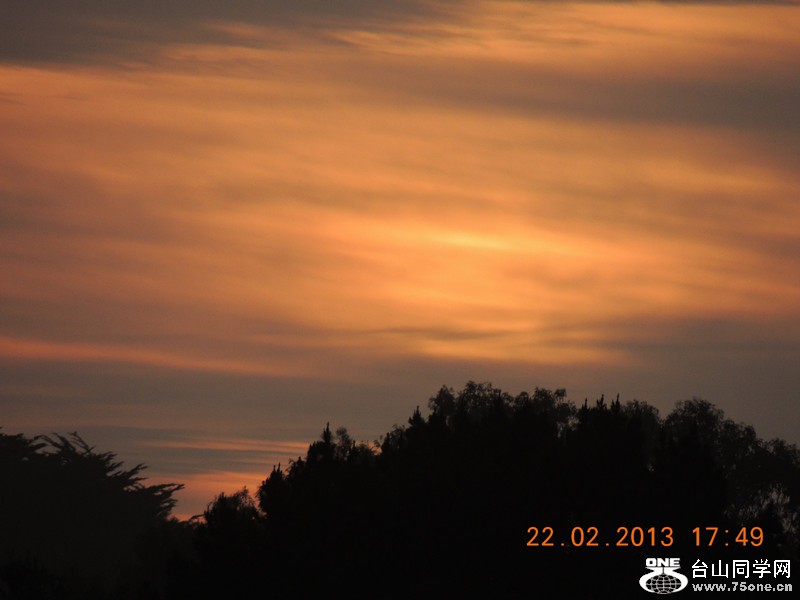 sky 270_.jpg