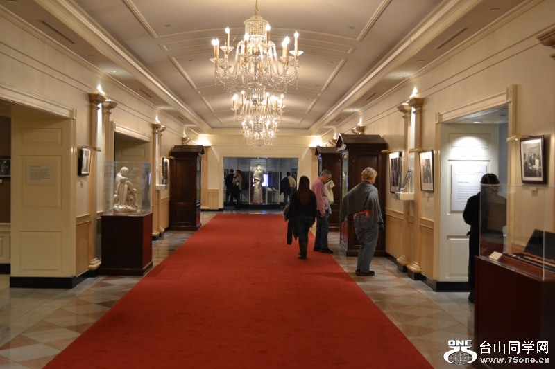 UMass 2011-11-19 326 (800x533).jpg