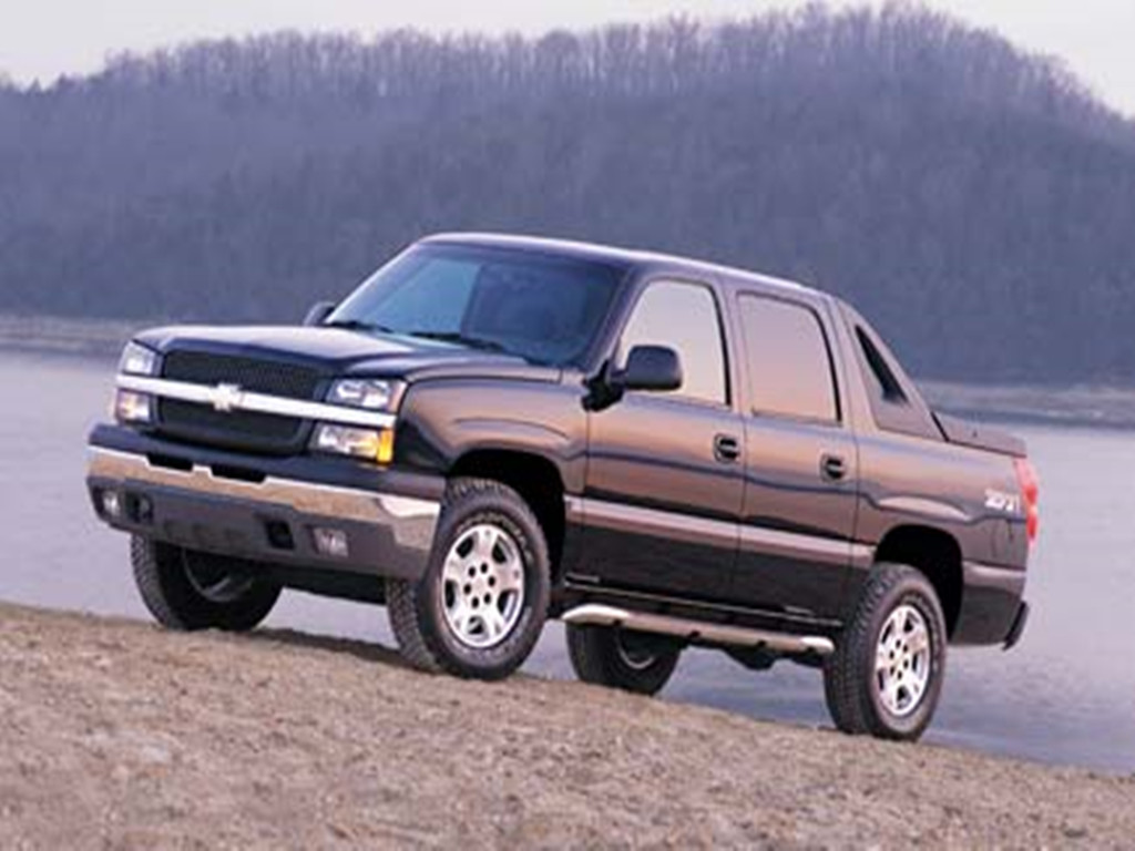 2006_Chevrolet_Avalanche_1500-1_.jpg