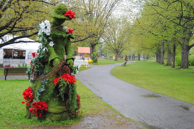 ����������