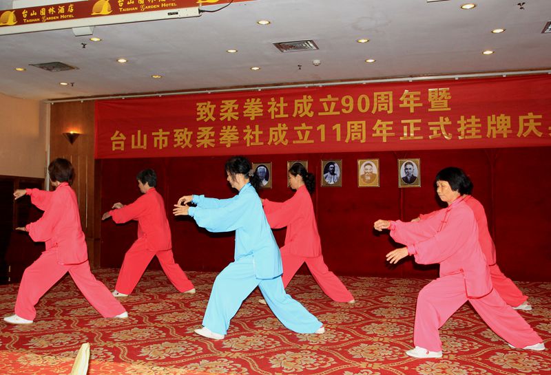 ½ļ(3) 1570_.jpg