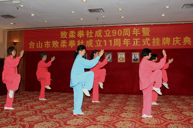 ½ļ(3) 1573_.jpg