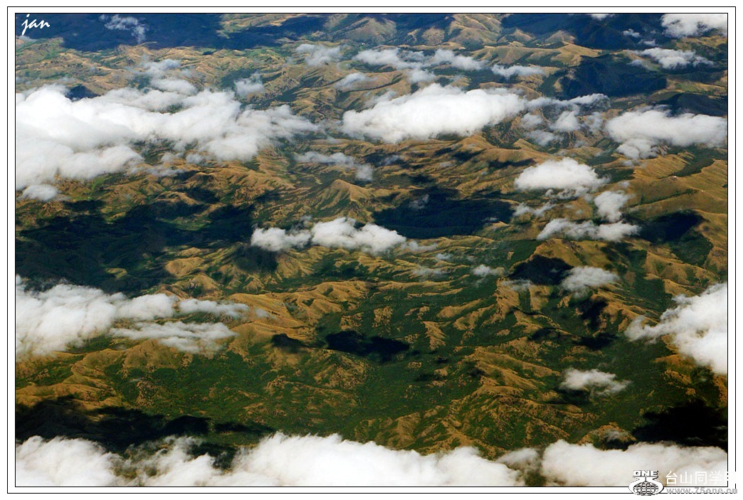 DSC08971-b.jpg