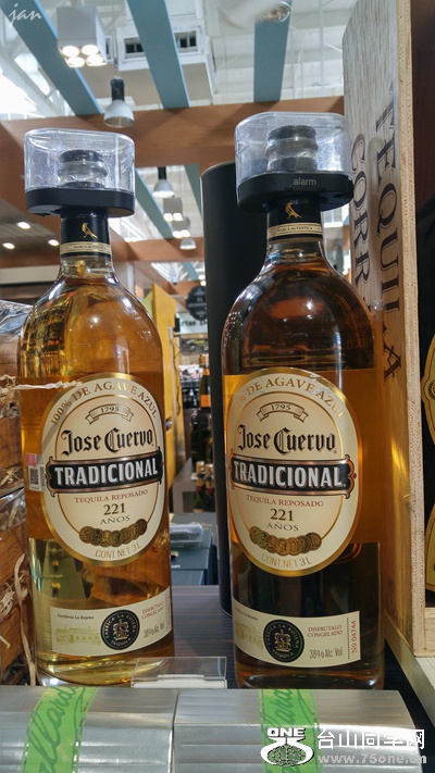 20160825_123300_HDR.jpg