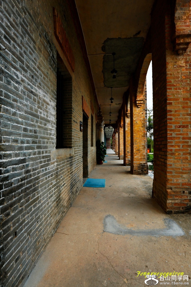 _57A1097170120_.jpg