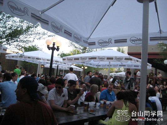 beer garden07.jpg